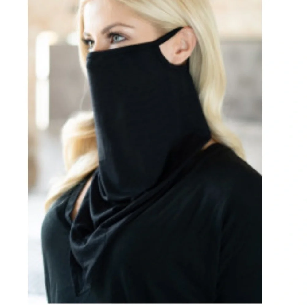 Bandana or scarf style black face mask, pull up